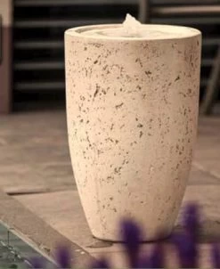 HEISSNER Vase Cracked White Water Feature